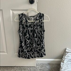 Black and White Fitted Sleeveless Tank Top